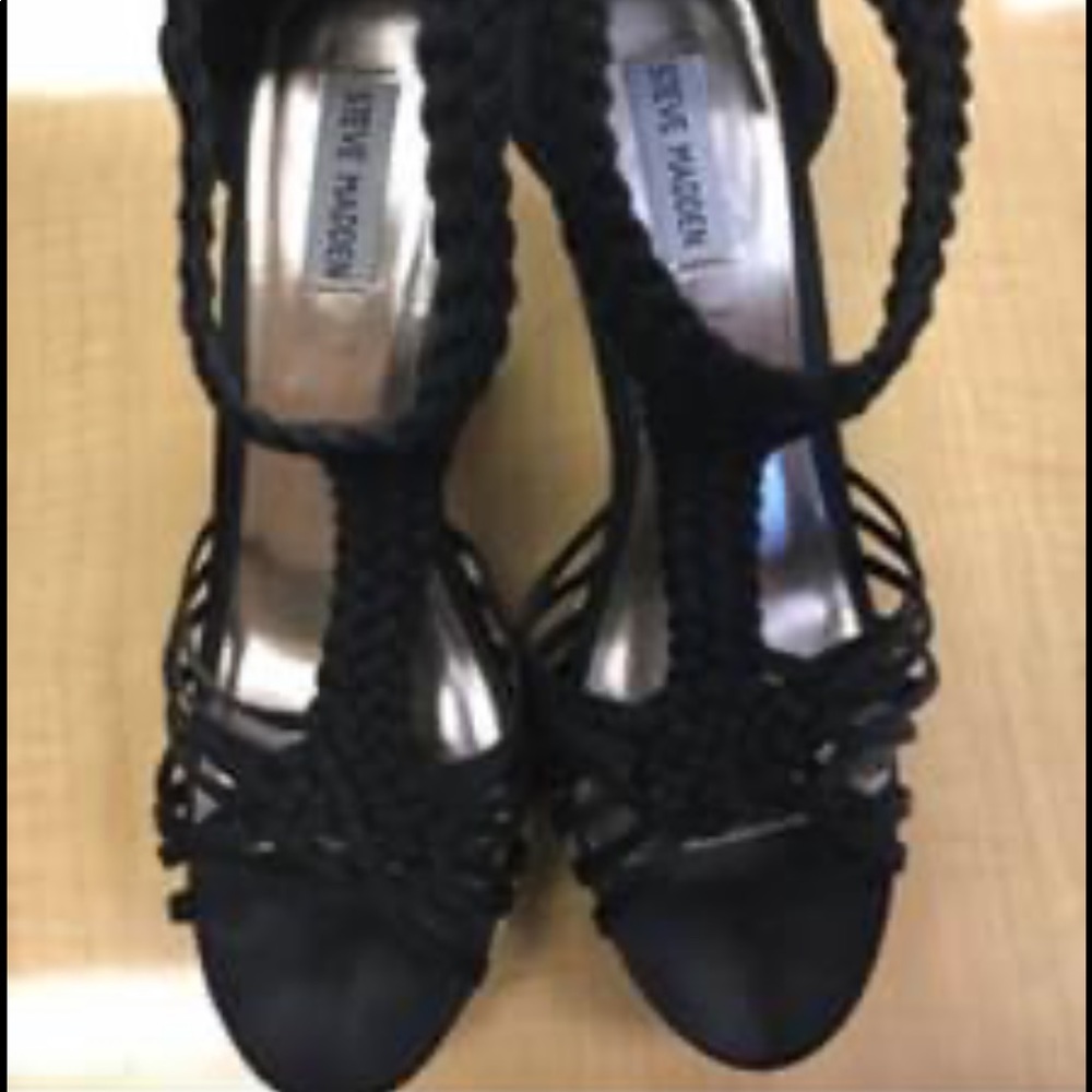 Steve Madden black heel wedges
